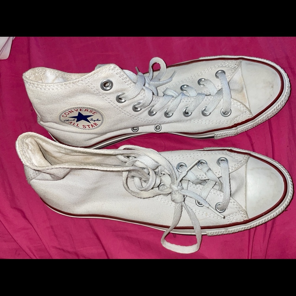 Converse Chuck Taylors